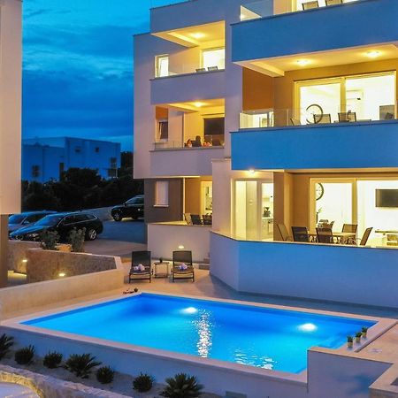 Pool Apartments Banta B Novalja Extérieur photo